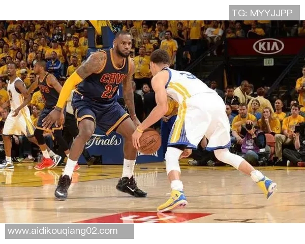 勇士与骑士激战正酣图文直播全程回顾与精彩瞬间分析