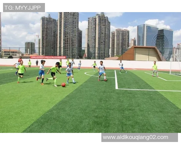 南川中学校园足球比赛精彩直播全程回顾与精彩瞬间分享 南川中学校园足球比赛精彩直播全程回顾与精彩瞬间分享