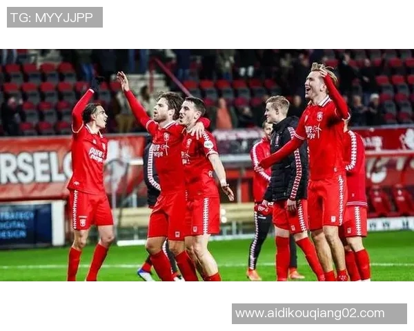 特温特与赫拉克勒对决前瞻分析及双方近期状态评估